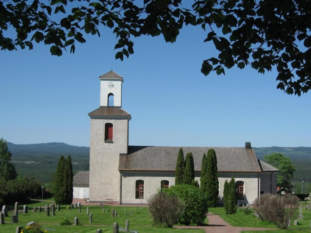 Skattunge church in summer.